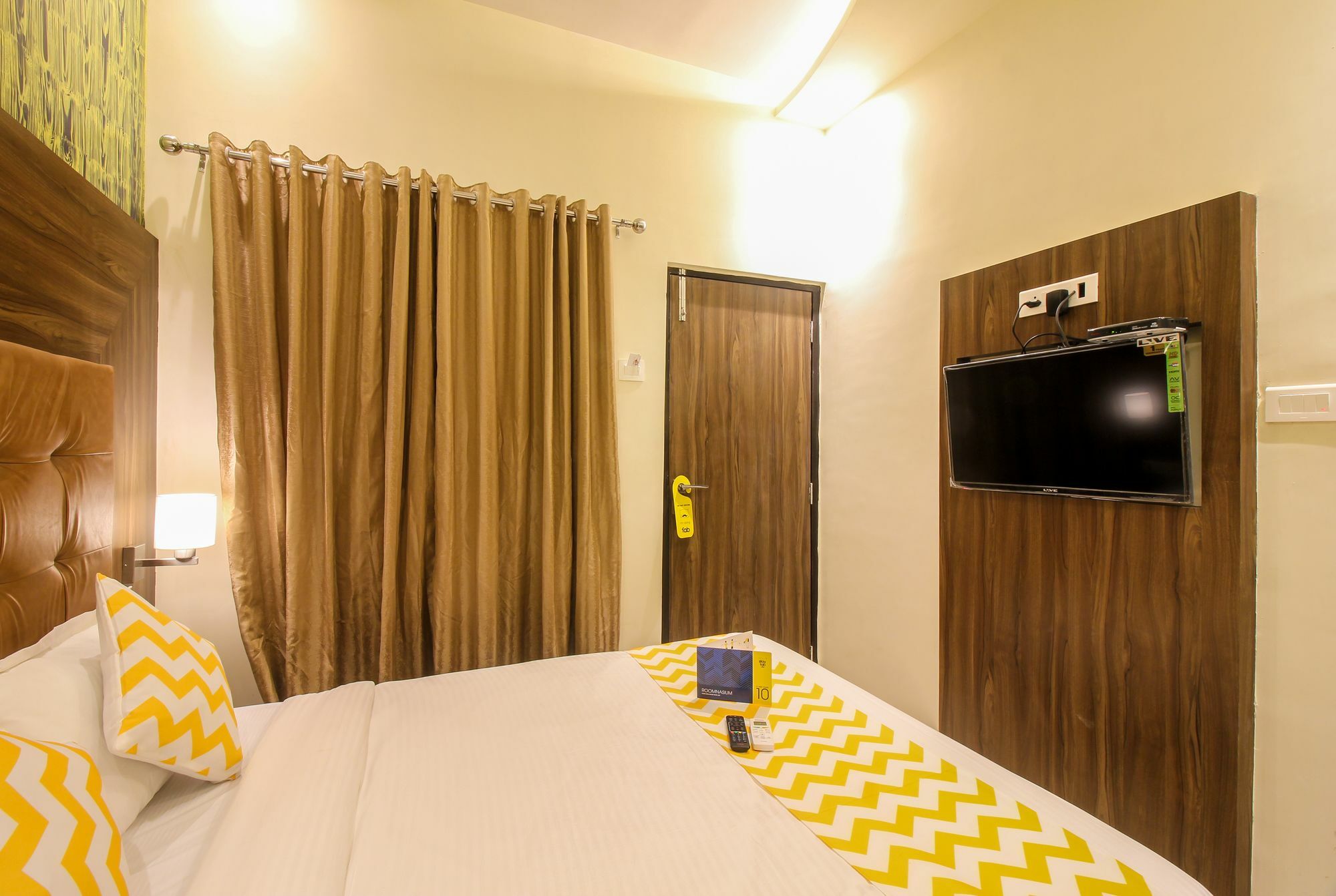Fabhotel Amour - Nr Mumbai International Airport Екстер'єр фото